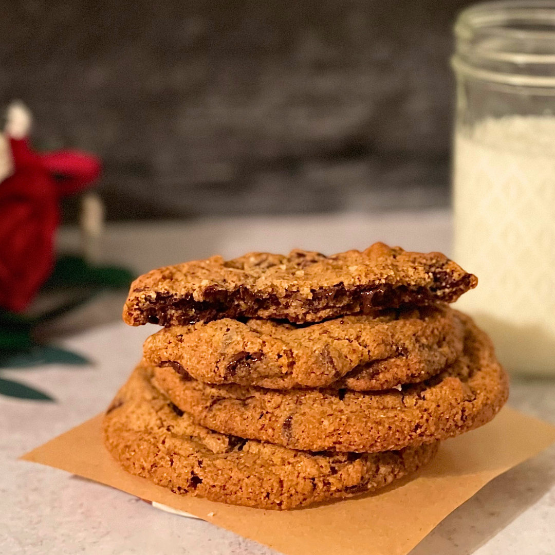 Almond Flour Chocolate Chip Cookies
