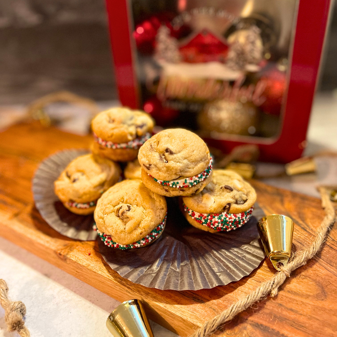 Crumb & Cream Cookie Sandwiches